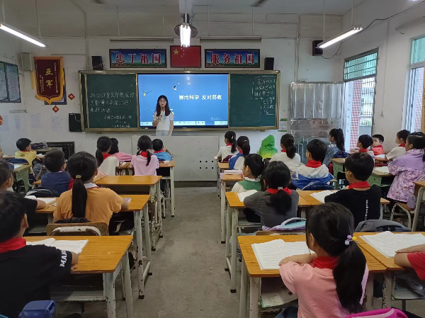 庄艮小学3.jpg