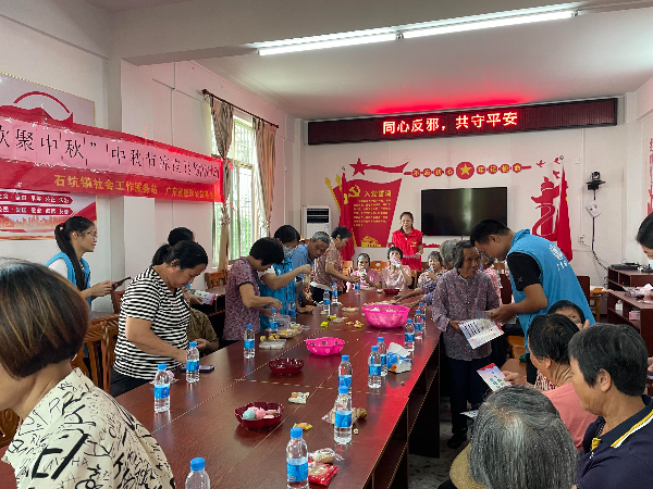 2.反邪教宣传进社区.jpg