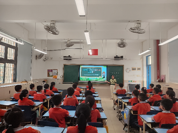 02天鹅湾小学.jpg