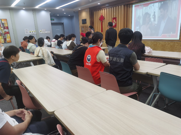 1759131728500275.jpg 1759131728500275.jpg