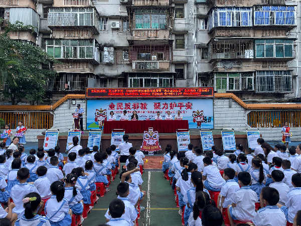 1761008925373754.jpg 友谊街道1.jpg