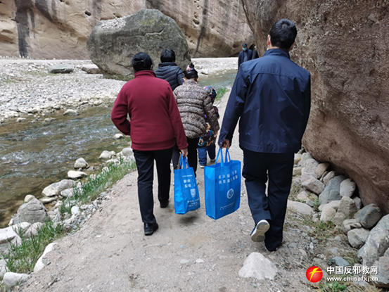 图片说明